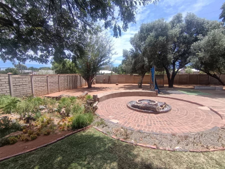 3 Bedroom Property for Sale in Verwoerdpark Northern Cape